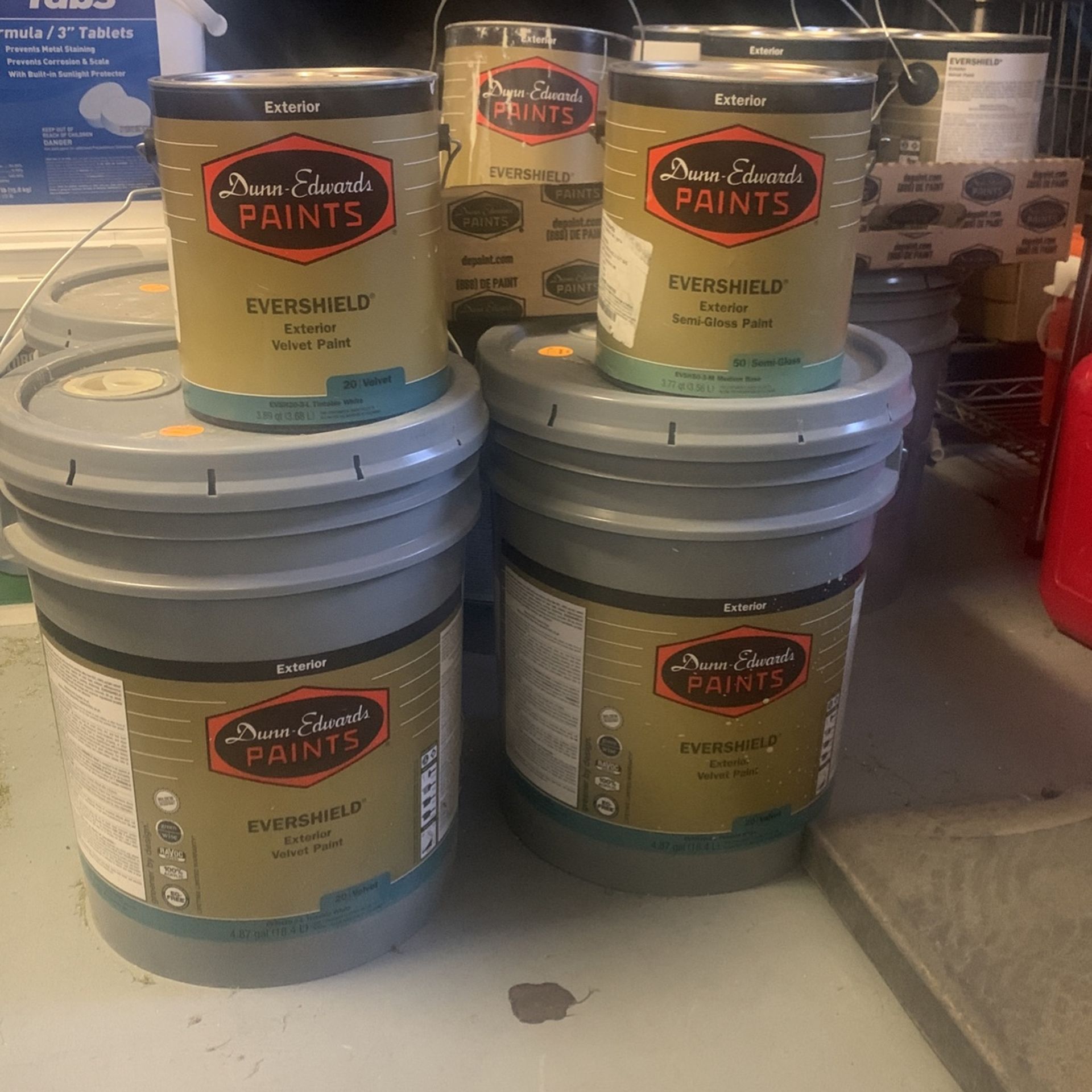 Exterior Paint For Sale Dunn And Edwards Ultra Premium Evershield