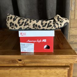 American Eagle - size 8 1/2