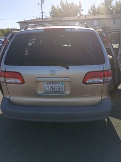2002 Toyota Sienna