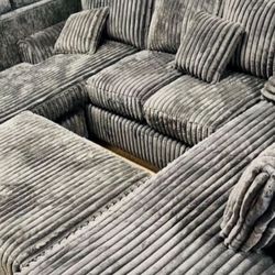 DOUBLE CHAISE SECTIONAL