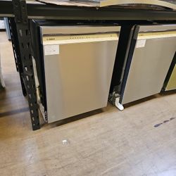 Dishwasher Bosch 300 Series 24 Inch Wide Stainless Steel 