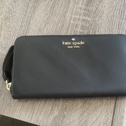 New Kate Spade Black Vinyl Wallet