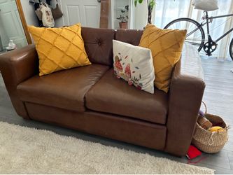 Couch set