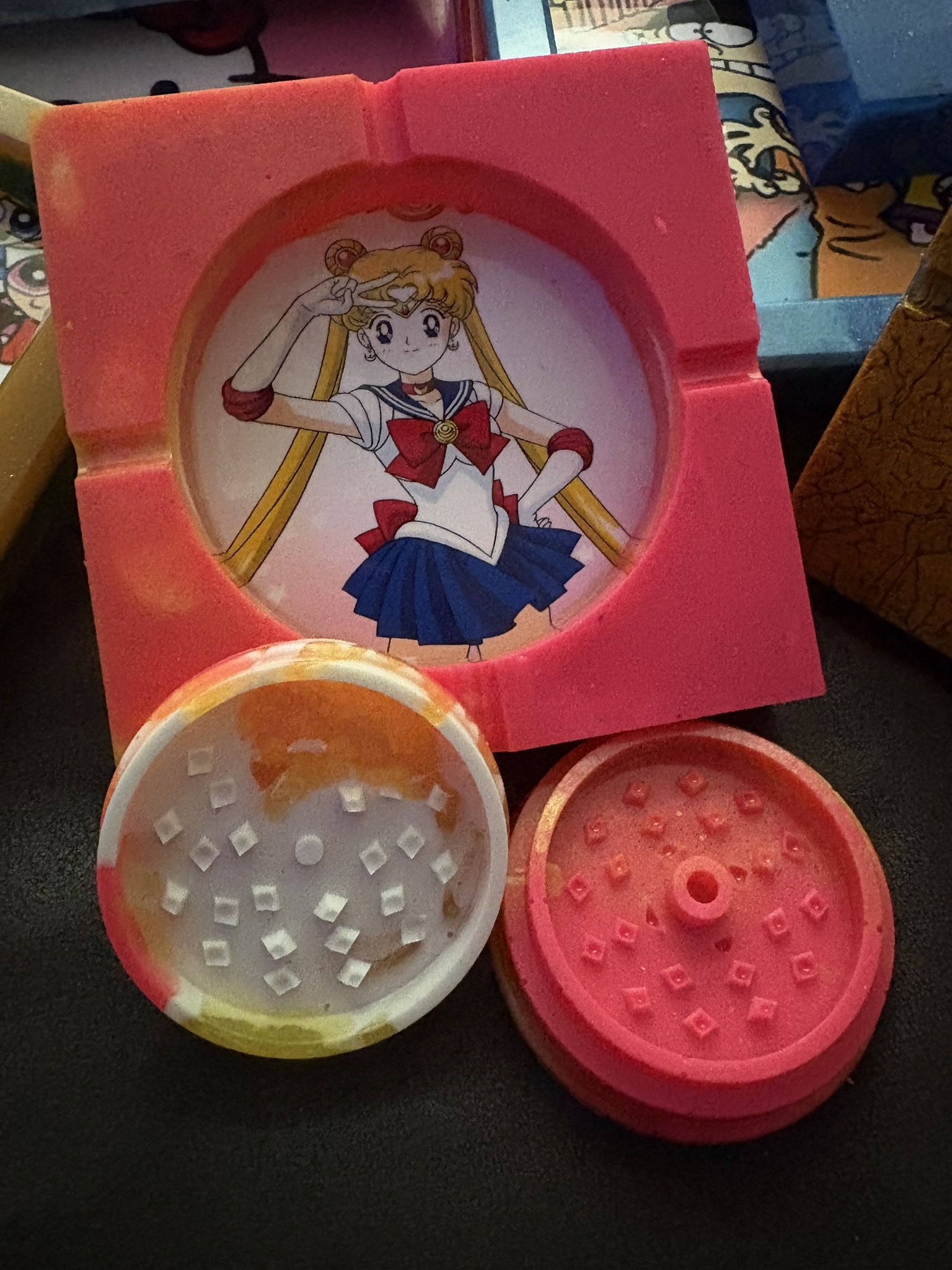 Sailor moon ashtray & Grinder