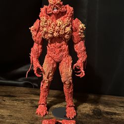 McFarlane Toys - DC Multiverse Swamp Thing (Planet Rann) Mega Figure