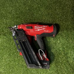 M18 FUEL 3-1/2 in. 18-Volt 30-Degree Brushless Cordless Framing Nailer & M18 18-Volt 5.0 Ah XC Extended Capacity Battery