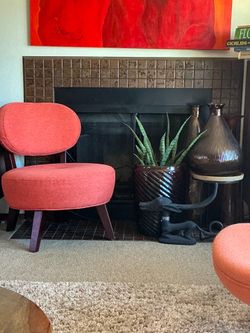 Slipper chair