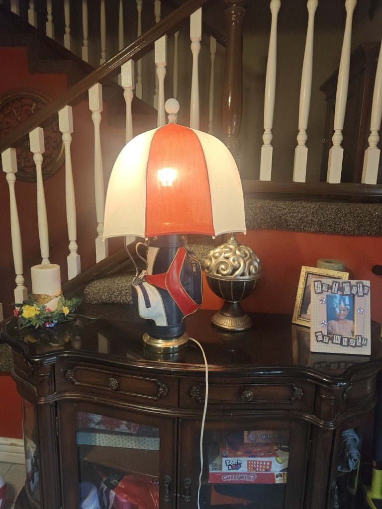 Vintage Golf Bag Table Lamp
