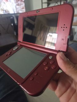 Nintendo 3DS XL  READ LISTING