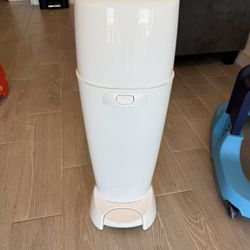 Diaper Genie 