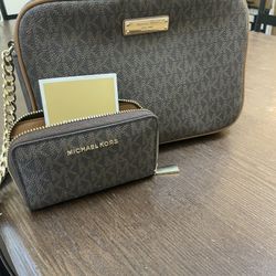 Michael Kors Jet Set Crossbody