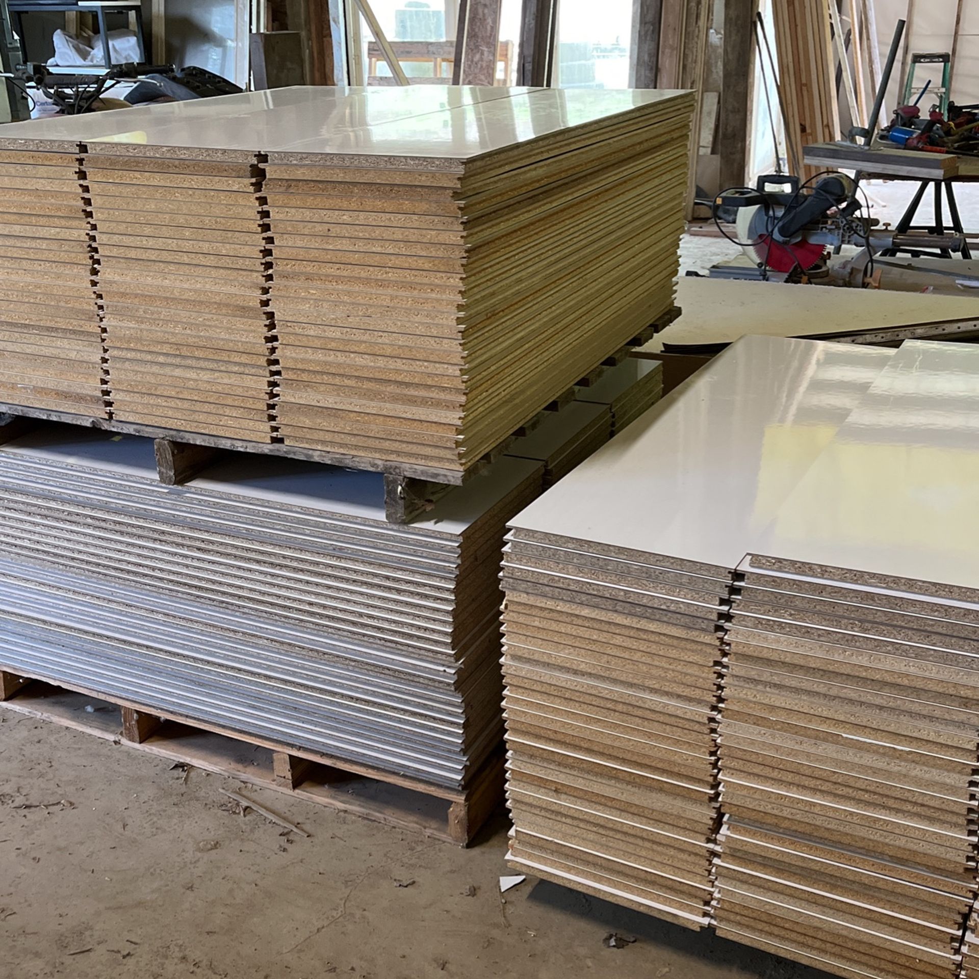 Shelves 14/47