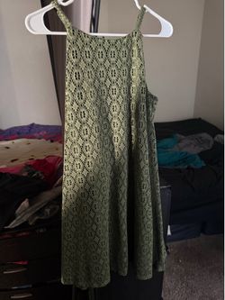 Green dress size 8
