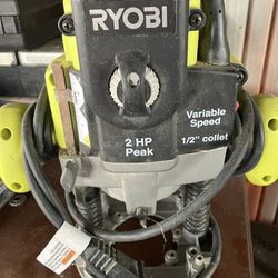 Ryobi Router Power Tool Plunge