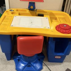 Little Tikes Drawling Desk And Chair 