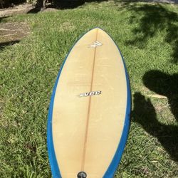 7’ Funboard Surfboard Ready For Wax And The Ocean