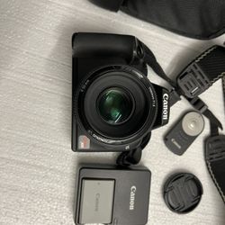 Canon EOS Rebel XS DSLR