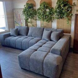 New Sectional Couch Grey 