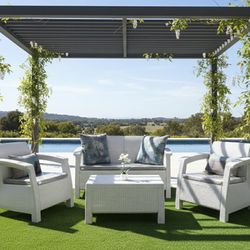 Patio Furniture/Muebles de patio