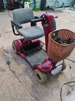 Electric wheelchair