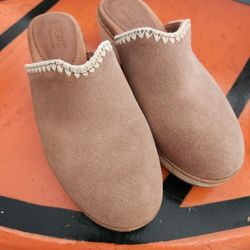 TOMS Clog