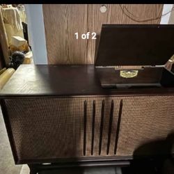 Mid Century Packard Bell Media Console