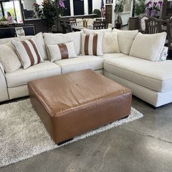 Sectional Sofa 