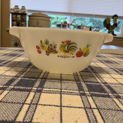 Vintage  Fire King  Milk Glass  3 1/2 quart  Mixing Bowl 