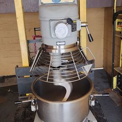 Batidora Industrial Globe De 20 Cuartos