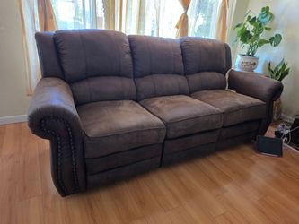 Free recliner couch
