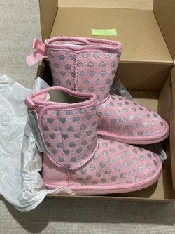 NEW Girl’s Arctic Paw Pink Faux Suede Silver Stars Winter Boots - Size 1