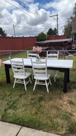 Two farmhouse tables ❤️