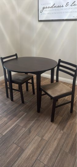 Round Dining Table Set with 2 Chairs