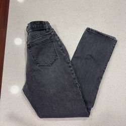 Abercrombie Fitch 90s Straight Ultra High Rise Jeans Womens 27/4 Gray Curve Love  Women’s Abercrombie Curve love 27  Like what you see? Check out my s