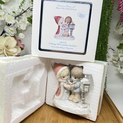 P091 – Precious Moments “Tidings Of Comfort And Joy”