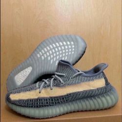Adidas Yeezy Boost 350 V2 Ash Blue GY7657 Size 10 Brand New 