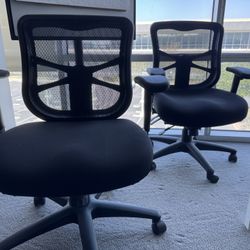 Desk Chairs Lot Of 28