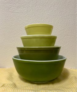 Vintage Pyrex Mixing Bowls Verde Avocado Green Complete 4 Piece Set Nesting 1967