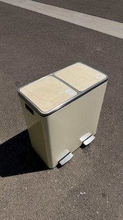 Stainless Steel Trashcan
