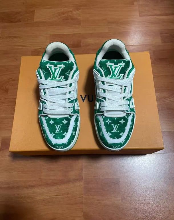 Louis Vuitton classic style casual shoes