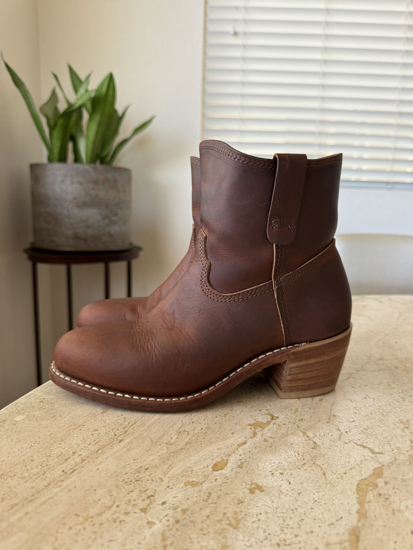 Red Wing Inez 3413 Boots Brown Leather 7 B US Woman's USA Made