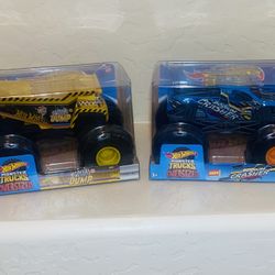 New Hot Wheels Gotta Dump & Podium Crasher Monster Trucks Oversized Bundle