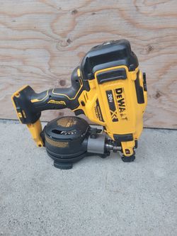 DEWALT
20V MAX 15-Degree Electric Cordless Roofing Nailer (Tool Only)