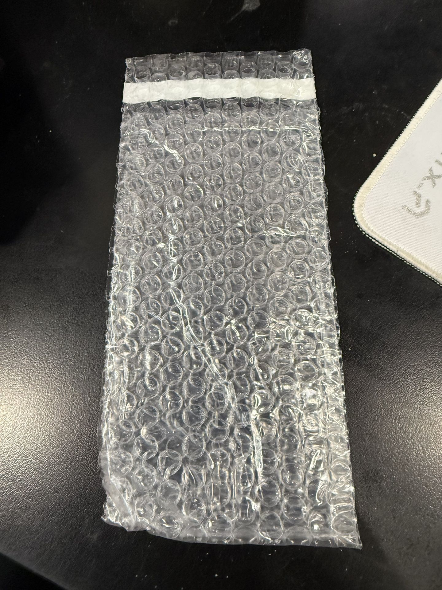 HUNDREDS Of Bubble Mailer Bags