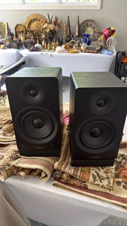 Fluance Bookshelf Speakers Ai60