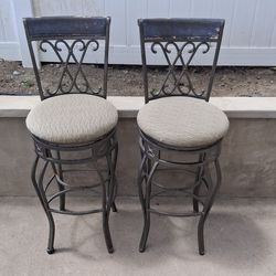 Stools (vintage) georgian style