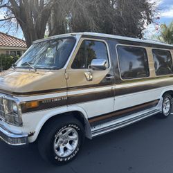 1981 Chevy G-20 Good Times Van! 