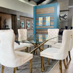 Glass Dining Sets , Modern Chairs , Two Different Colors 😍