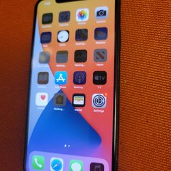 Unlocked IPhone 11 Pro Max 64gb
