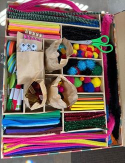 Complete crafting kit (ages 6 and up)
